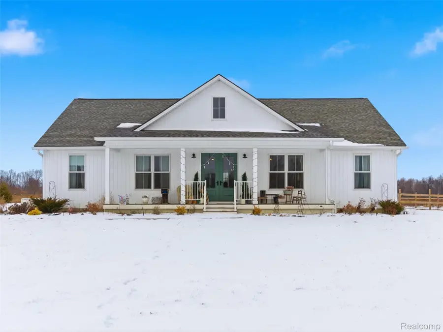 7197 Lyons Road, Goodland, MI 48444 - Image #2