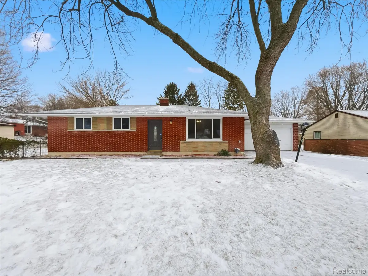 770 Sheryl Drive, Waterford, MI 48328 - Image #1