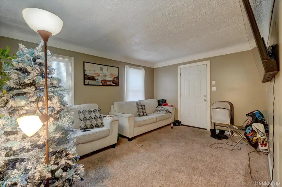 19159 Meyers Road, Detroit, MI 48235 - Image #3