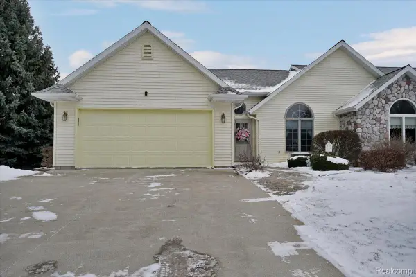 5739 County Kerry Drive Drive, Caseville, MI 48725