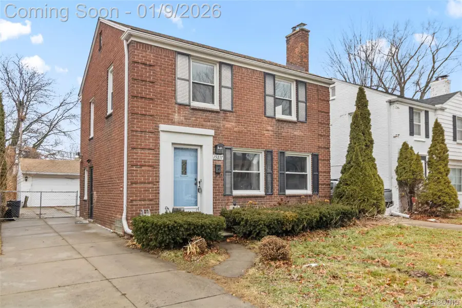 19217 Linville Street, Harper Woods, MI 48236 - Image #2