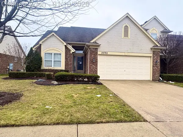 20782 Sleepy Hollow Drive #758, Macomb, MI 48044