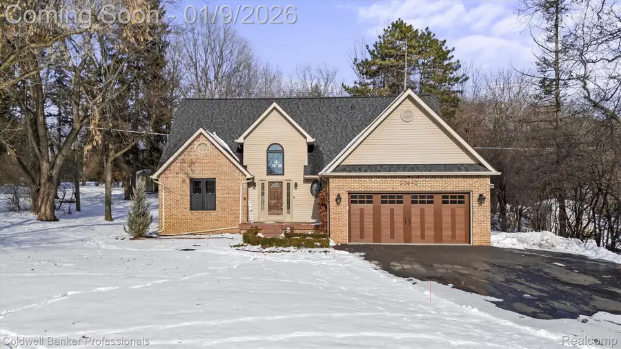 32642 W 11 Mile Road, Farmington Hills, MI 48336 - Image #2