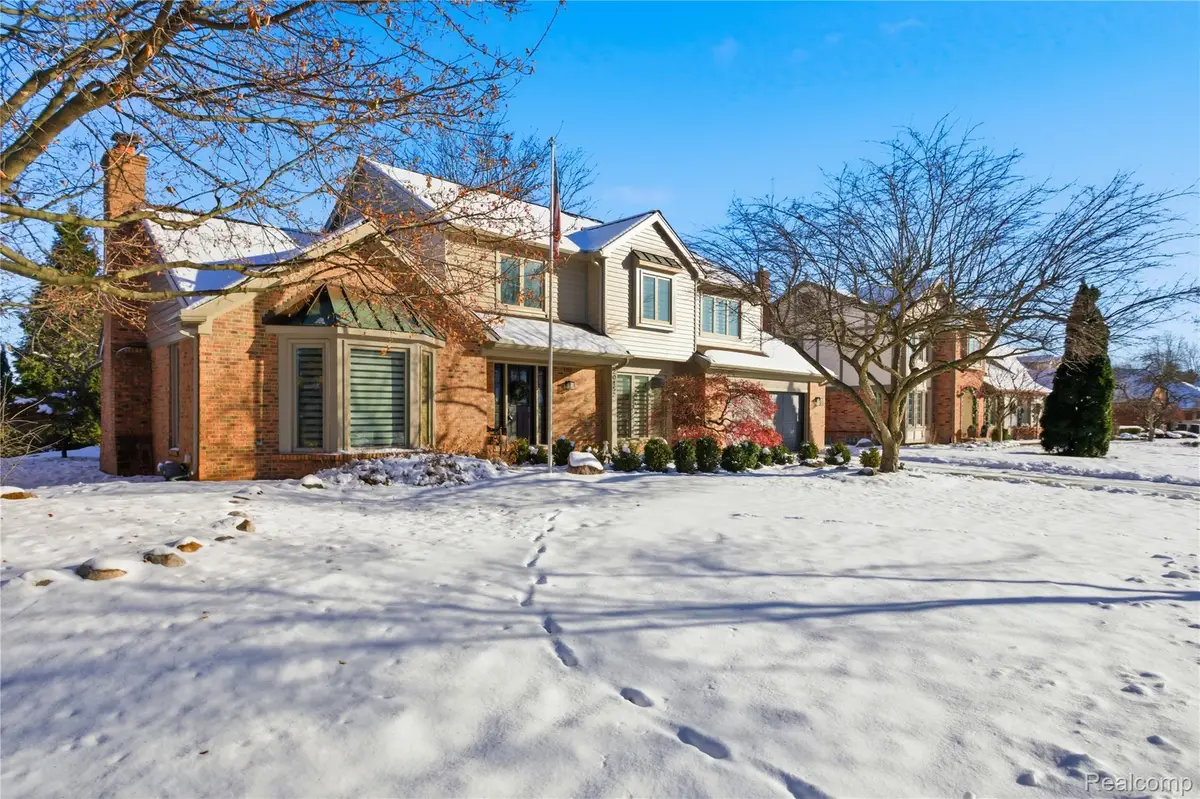 20152 Ellen Drive, Livonia, MI 48152 - Image #1