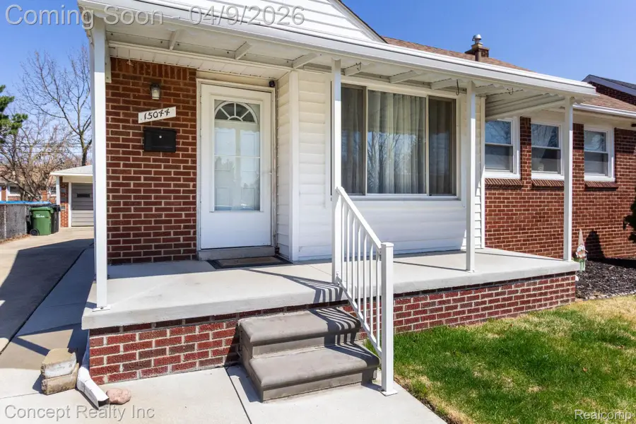 15044 Oceana Avenue, Allen Park, MI 48101 - #3