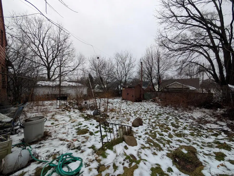 1544 Monteray Street, Flint, MI 48503 - Image #3