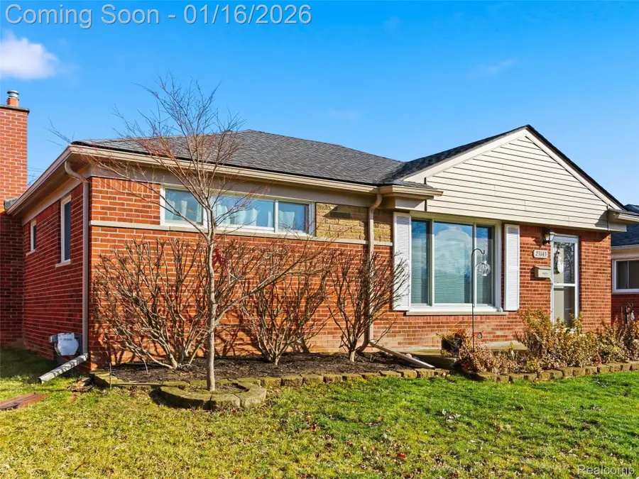 23143 Playview Street, Saint Clair Shores, MI 48082 - Image #2