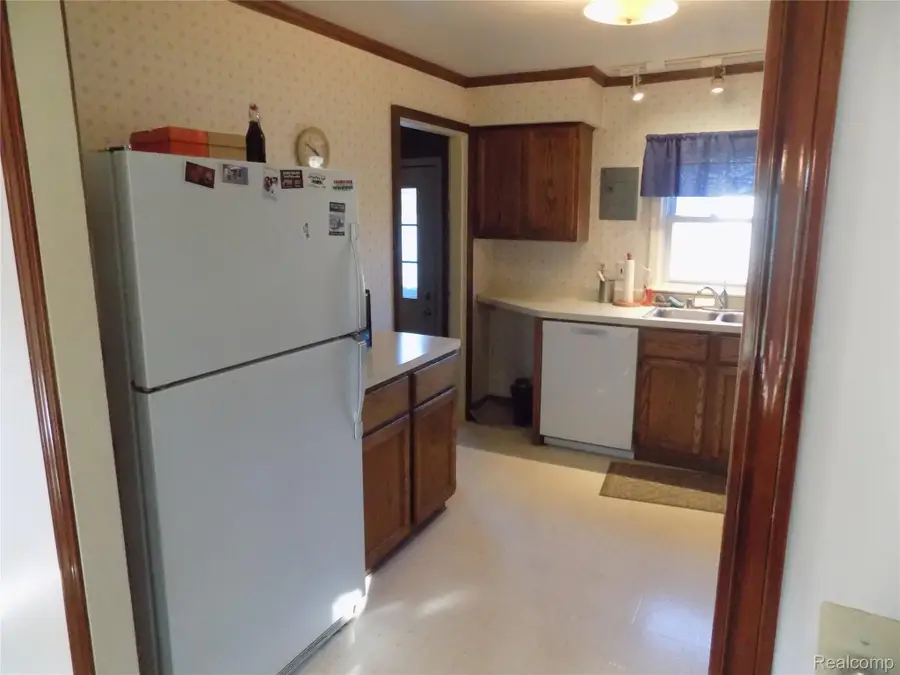 520 Whipple Street, South Lyon, MI 48178 - Image #2