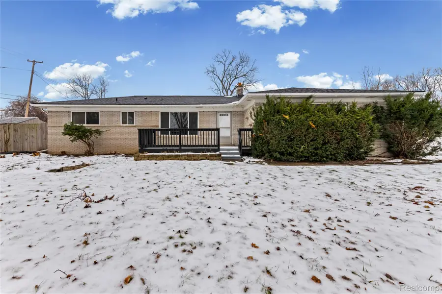 11780 Haggerty Road, Belleville, MI 48111 - Image #2