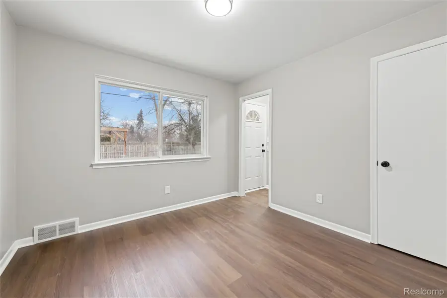 11780 Haggerty Road, Belleville, MI 48111 - Image #3