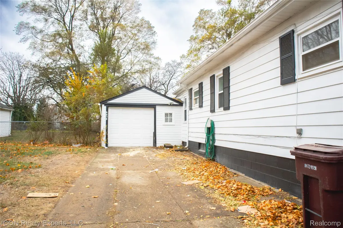 6838 Braun, Center Line, MI 48015 - Image #1