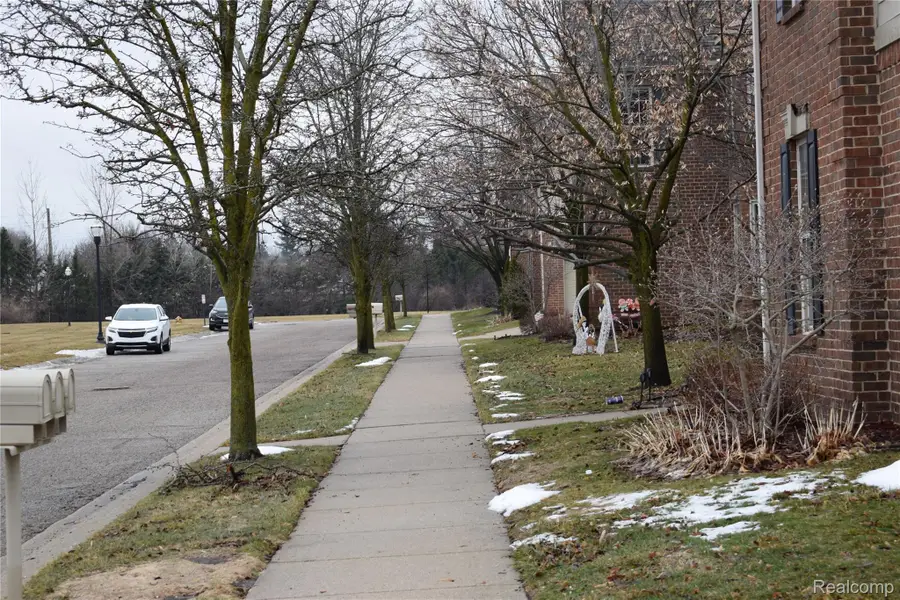 1159 Chestnut Street, Pontiac, MI 48342 - Image #2