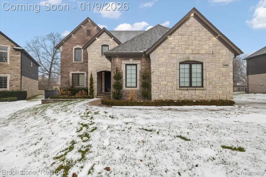 54085 Deadwood Lane, Shelby Charter Township, MI 48316 - Image #2