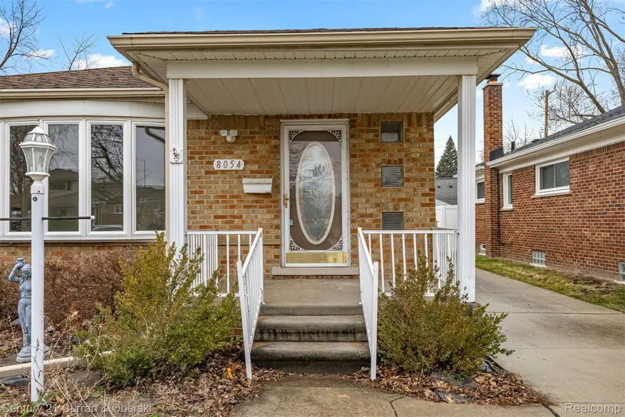 8054 Robinson Avenue, Allen Park, MI 48101 - Image #2