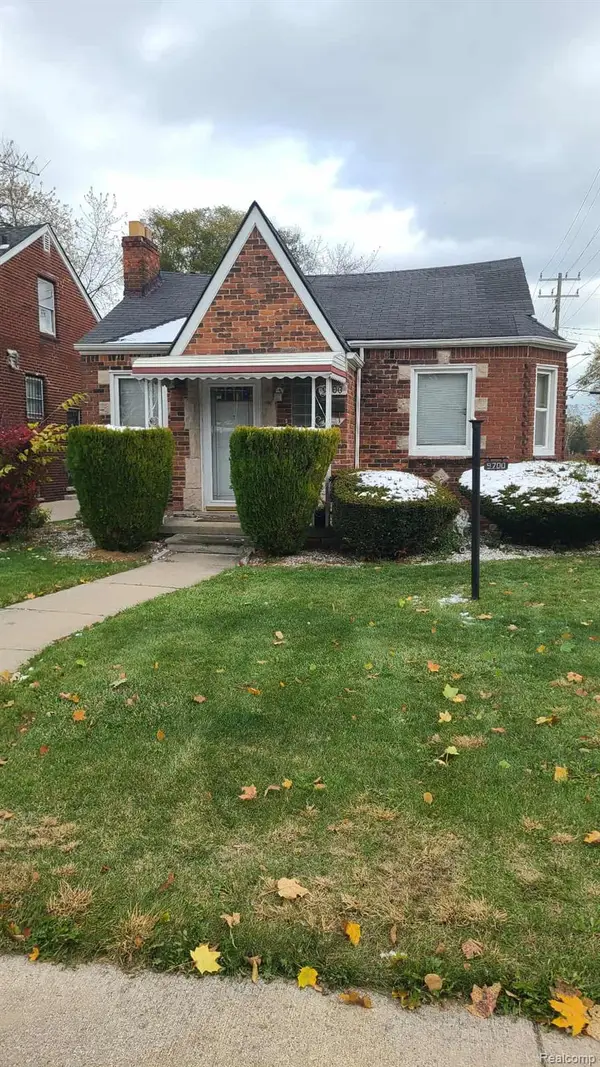 9700 Wayburn Street, Detroit, MI 48224