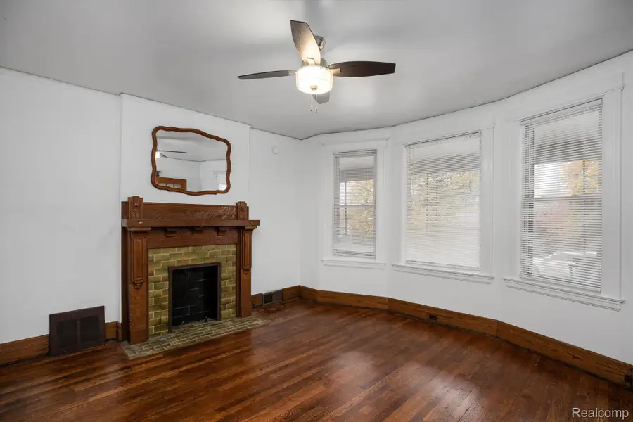 310 Hendrie Street, Detroit, MI 48202 - Image #3