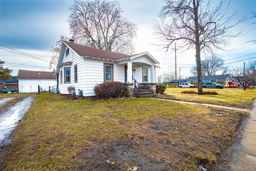 1334 Beard Street, Port Huron, MI 48060 - Image #2