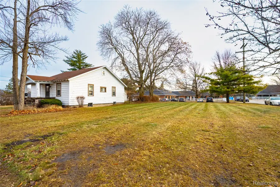 1334 Beard Street, Port Huron, MI 48060 - Image #3