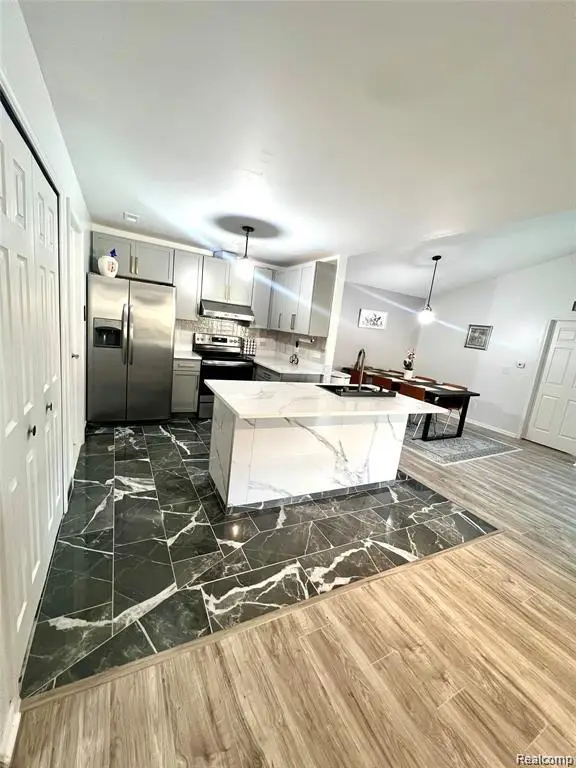 13185 Canopy Drive, Sterling Heights, MI 48313 - Image #3