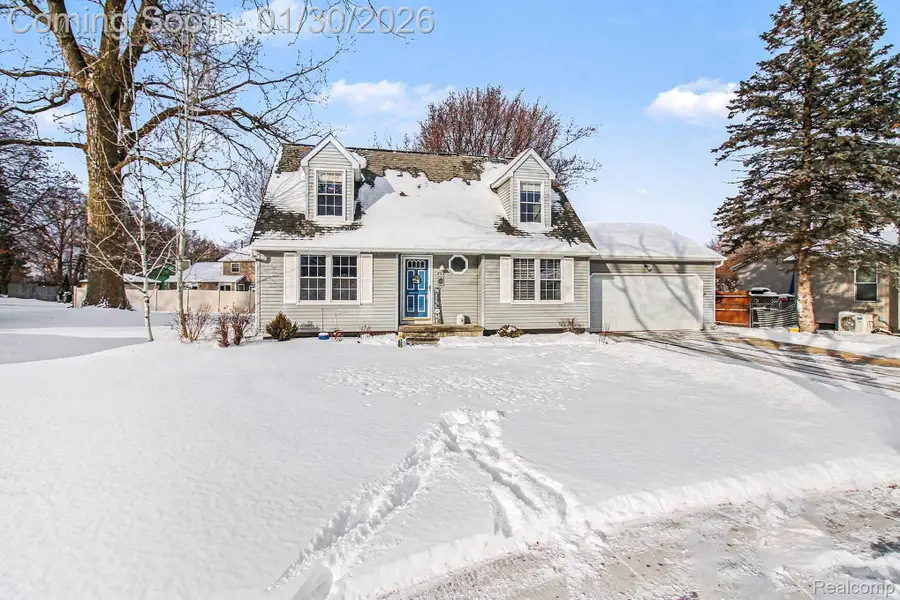 858 Alpine Drive, Brighton, MI 48116 - Image #2