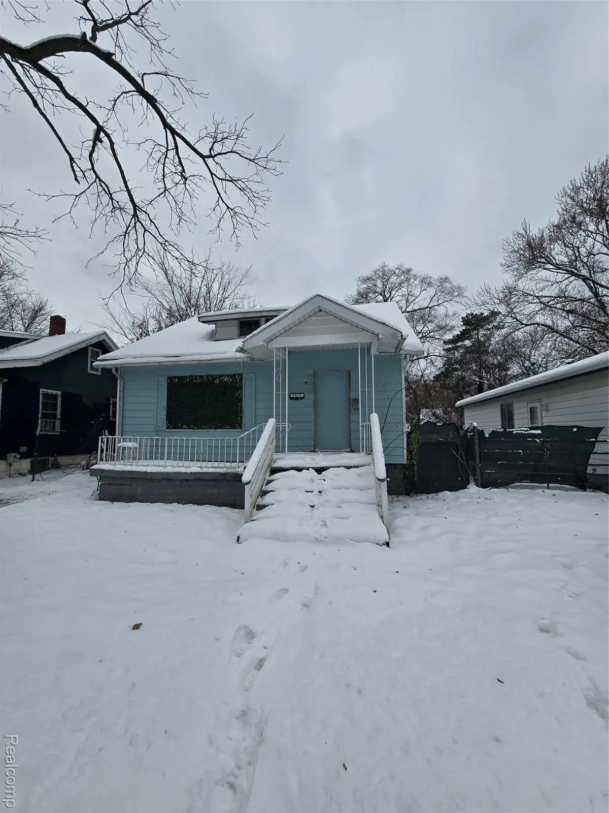 3413 Leerda Street, Flint, MI 48504 - Image #1