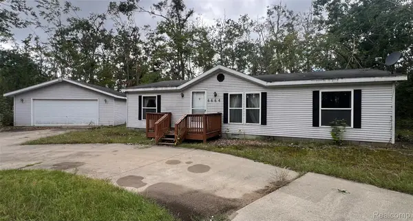 6664 Crystal Road, Johannesburg, MI 49751