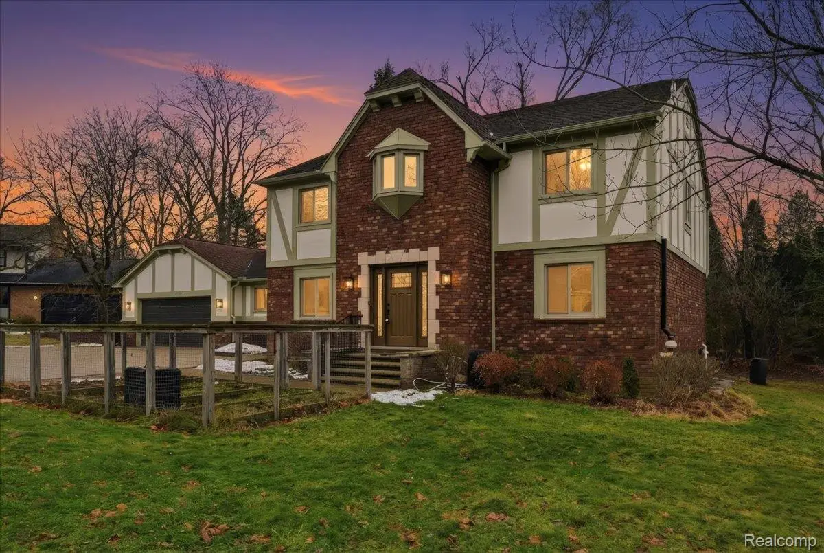 3755 Tremont Lane, Ann Arbor, MI 48105 - #1