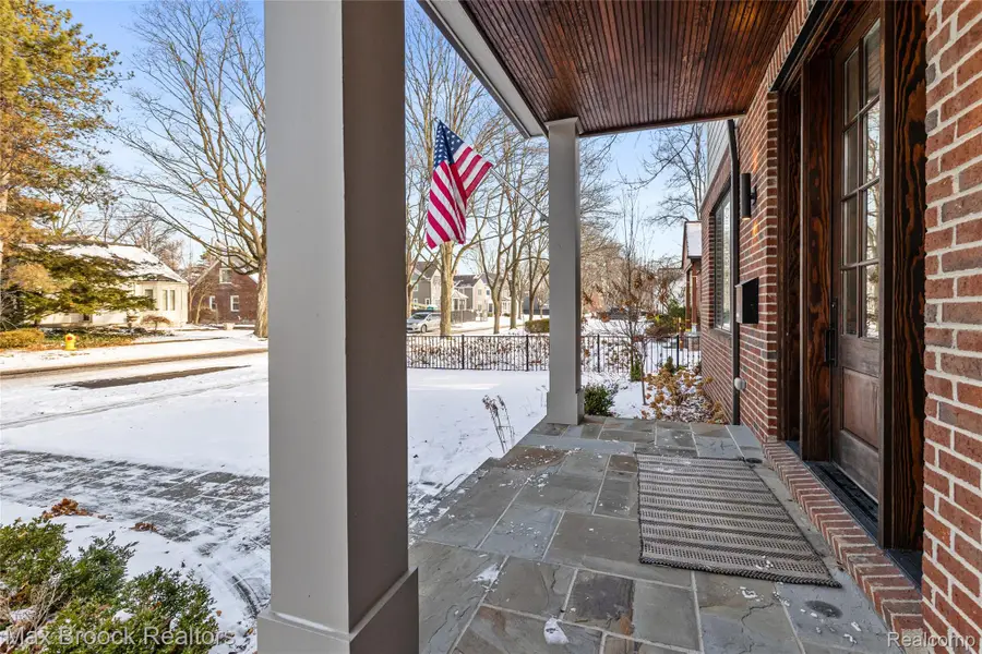 864 Chestnut Street, Birmingham, MI 48009 - Image #2