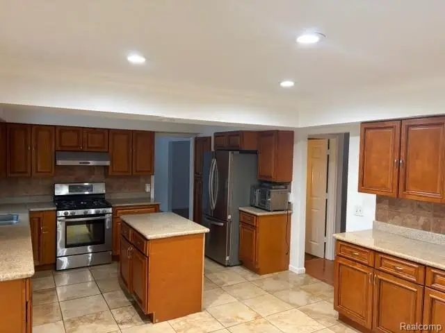 1614 Caliper Drive, Troy, MI 48084 - #3