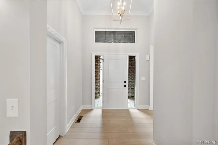 28324 Nadia Lane, Chesterfield Township, MI 48047 - Image #2