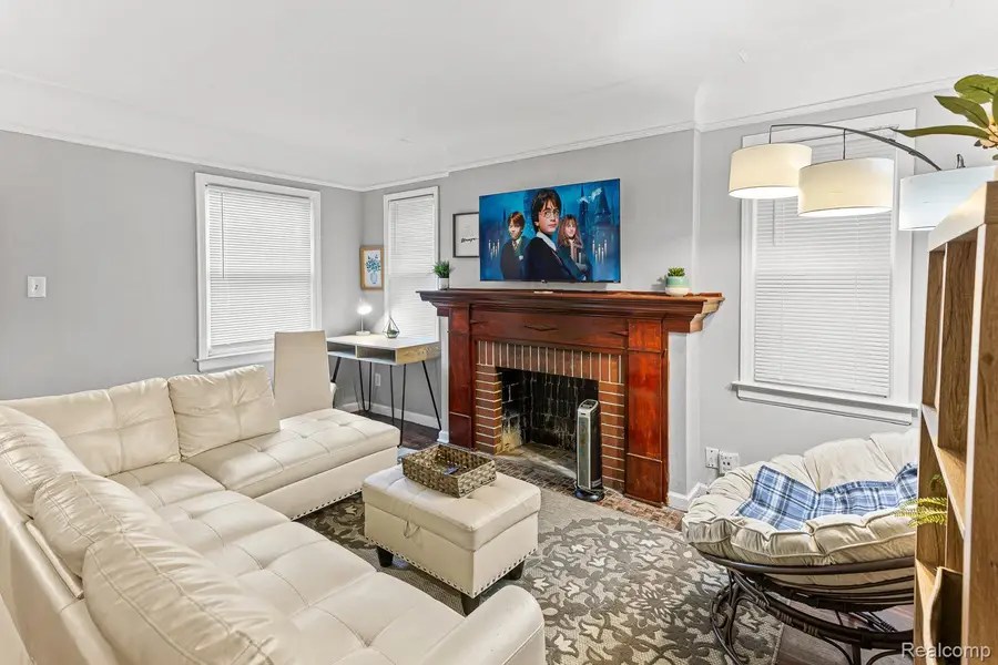 9500 Lakepointe Street, Detroit, MI 48224 - #3