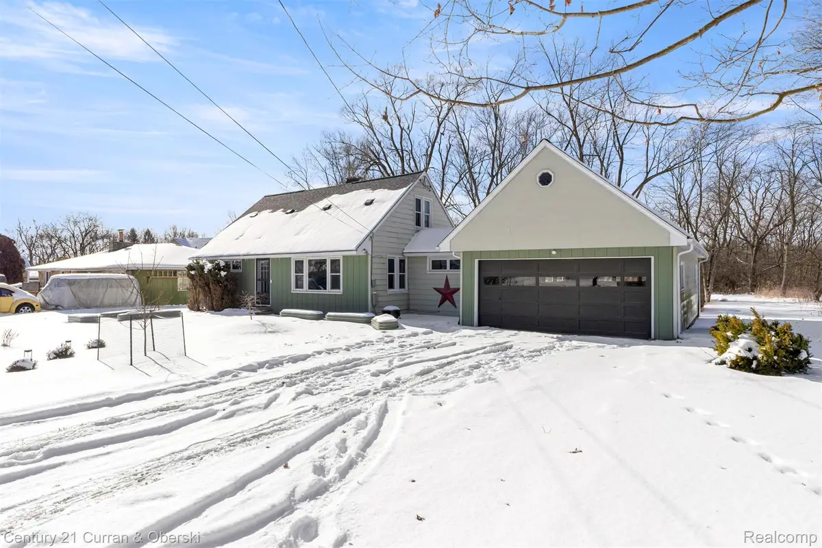 637 Ironwood Drive, Ann Arbor, MI 48103 - Image #1