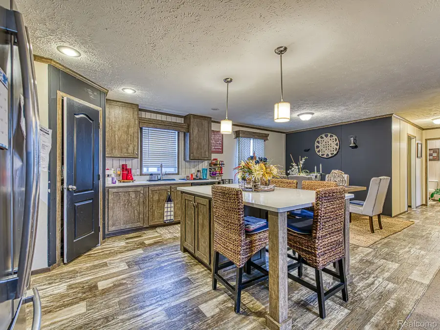 24161 Senate Drive, Brownstown, MI 48134 - Image #2