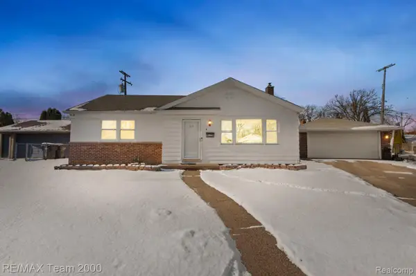 9 Christine Court, Dearborn, MI 48124