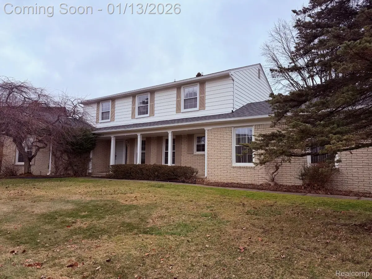 5394 Tequesta Drive, West Bloomfield, MI 48323 - Image #1