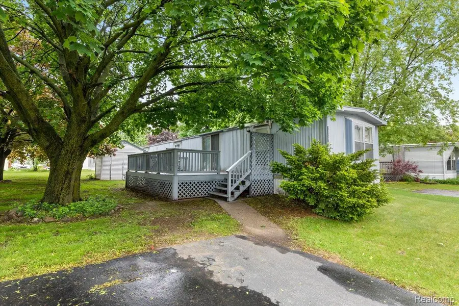 3723 Pinoak Street, Clarkston, MI 48348 - Image #3