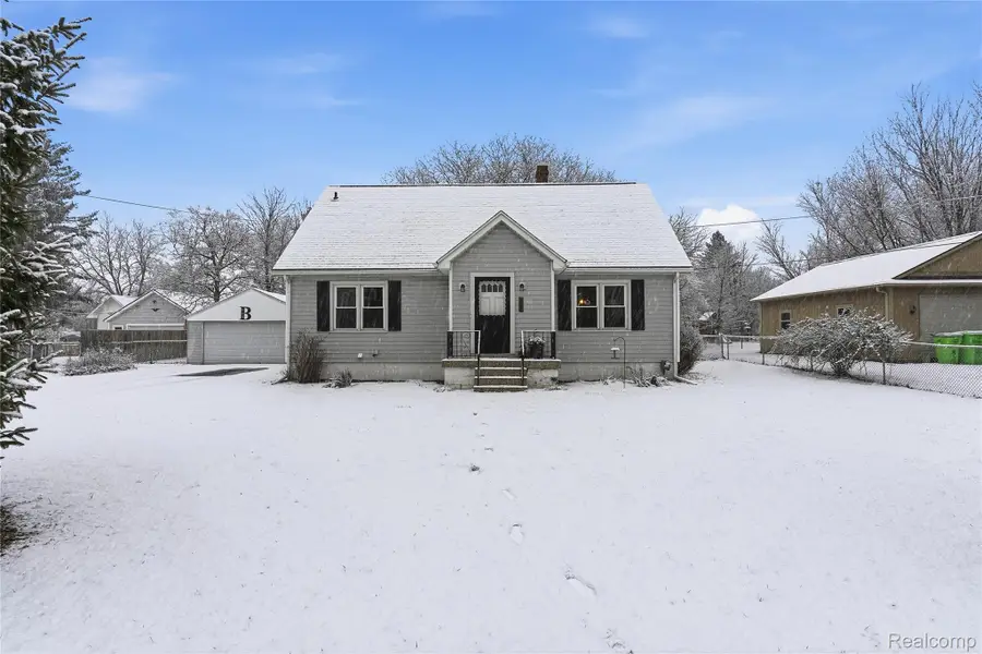845 Olive Street, Oxford, MI 48371 - Image #2
