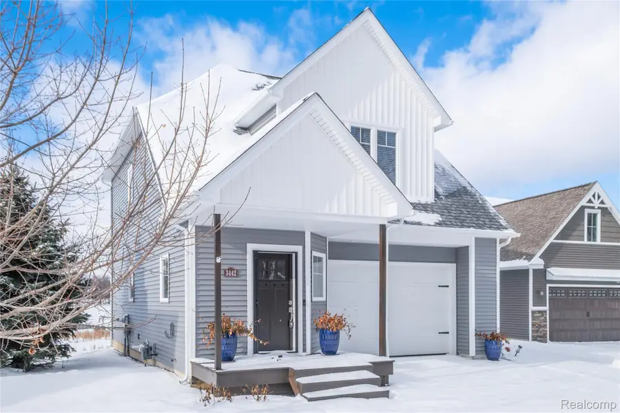 3442 Cottage Cove Drive, Fenton, MI 48430 - Image #3