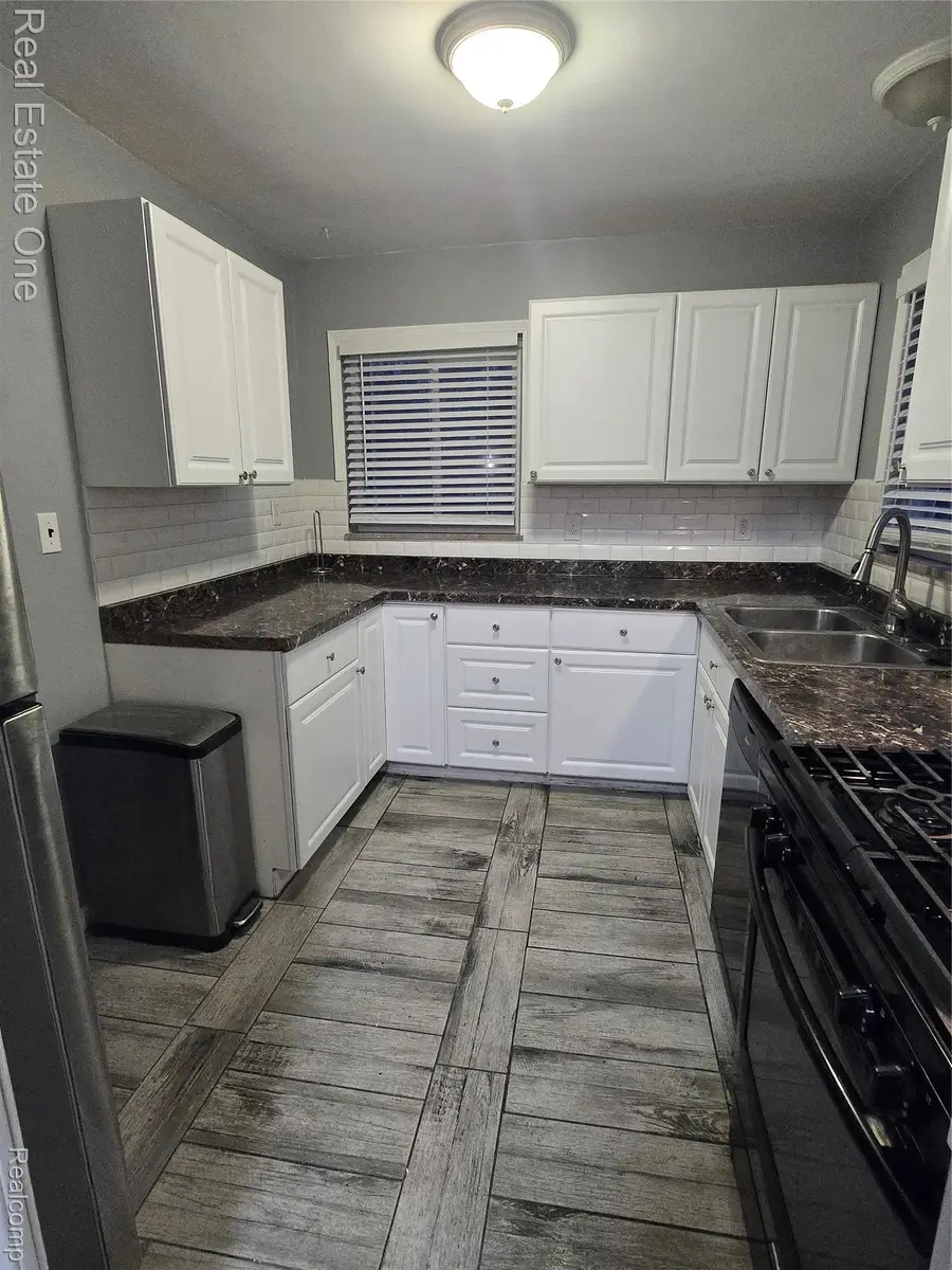 19830 Mahon Street, Southfield, MI 48075 - Image #2