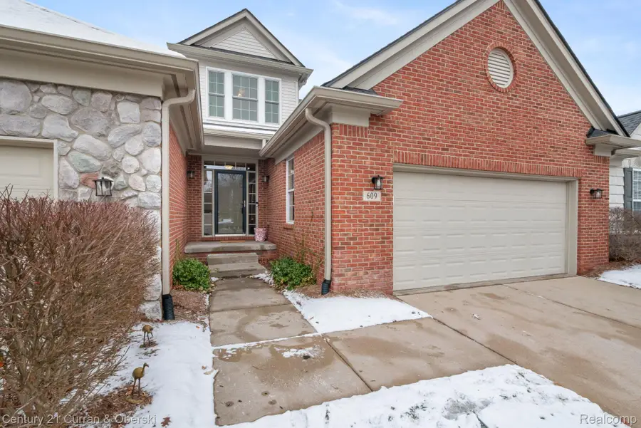 609 Telya Ridge, Milford, MI 48381 - Image #2