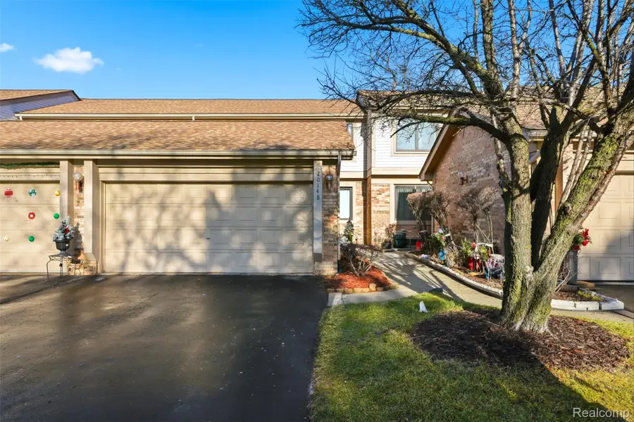 20148 Evergreen Meadows Road, Southfield, MI 48076 - Image #2