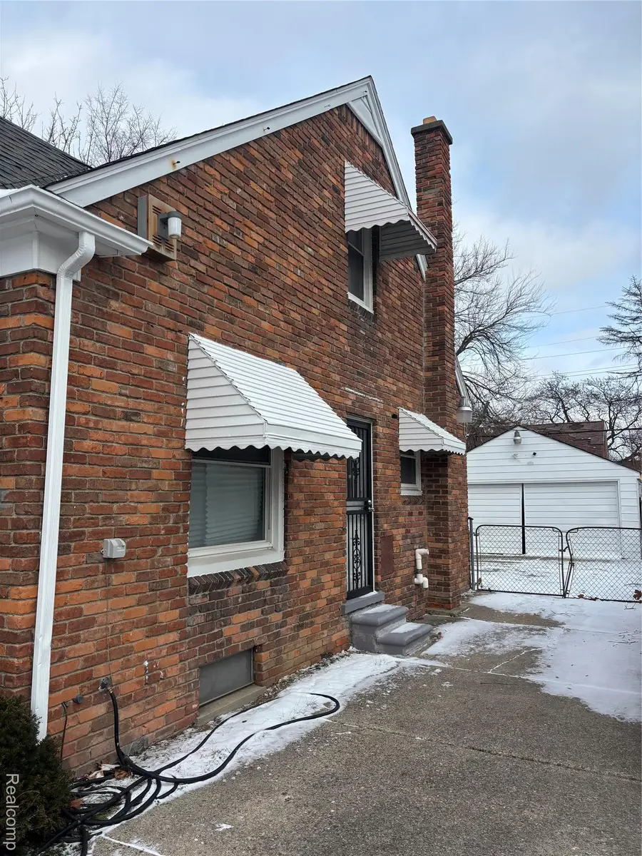 19190 Patton Street, Detroit, MI 48219 - Image #2