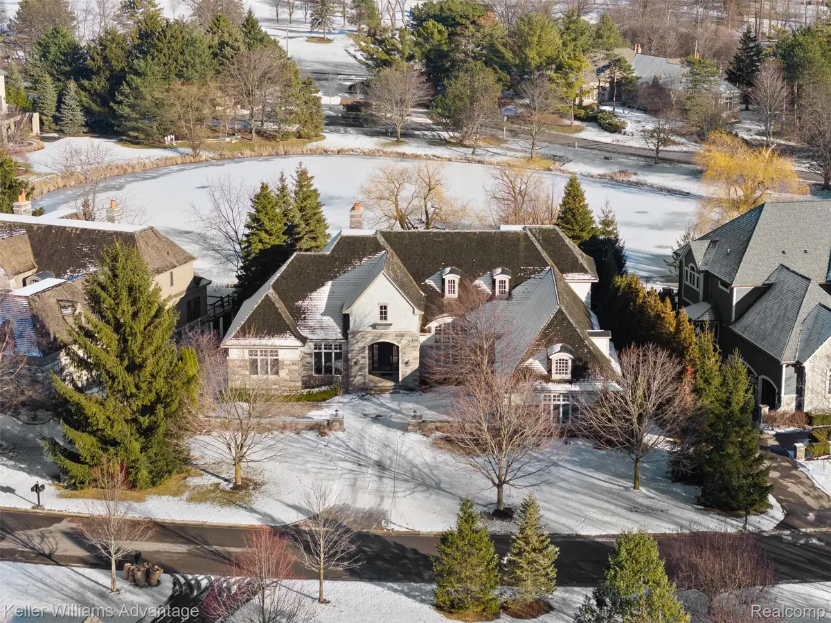 2951 Turtle Pond Court, Bloomfield, MI 48302 - Image #1