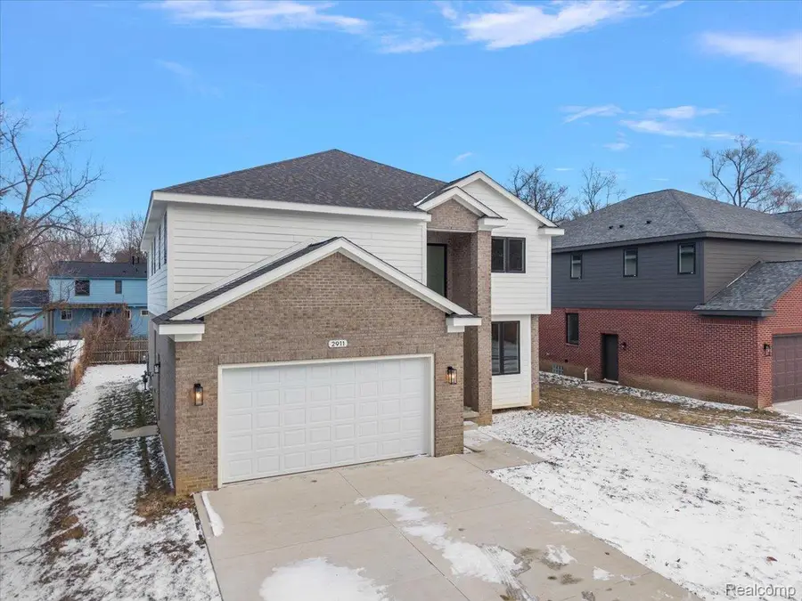2911 Walsh Drive, Rochester Hills, MI 48309 - Image #3