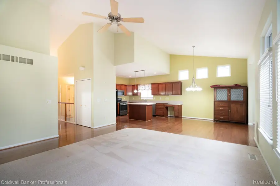 4436 Sunset Boulevard, Burton, MI 48439 - Image #2