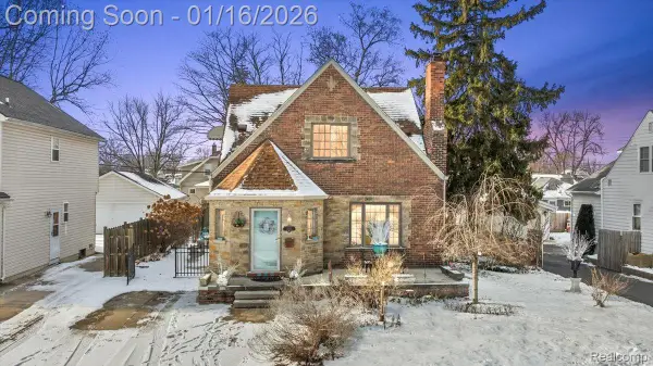 3003 Cumberland Road, Berkley, MI 48072