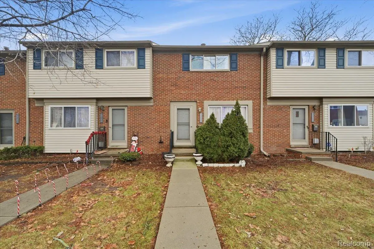 25713 Salem Street, Roseville, MI 48066 - Image #1