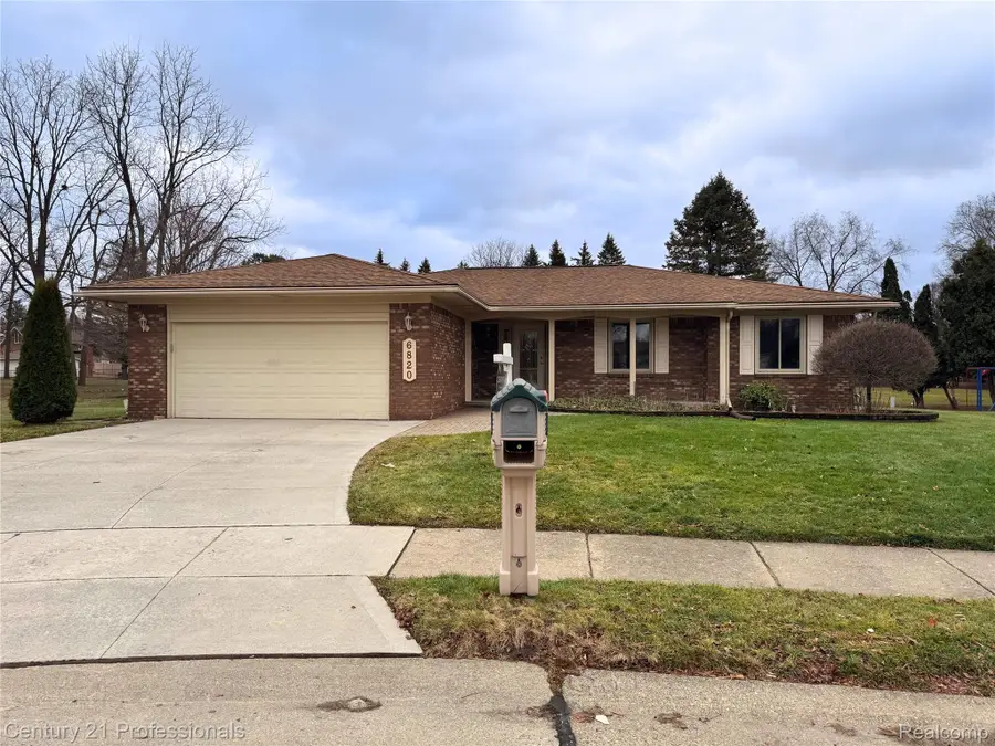 6820 Emerald Shores Drive, Troy, MI 48085 - Image #3