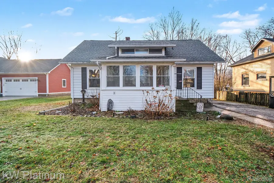 255 W 5th Street, Imlay City, MI 48444 - Image #2