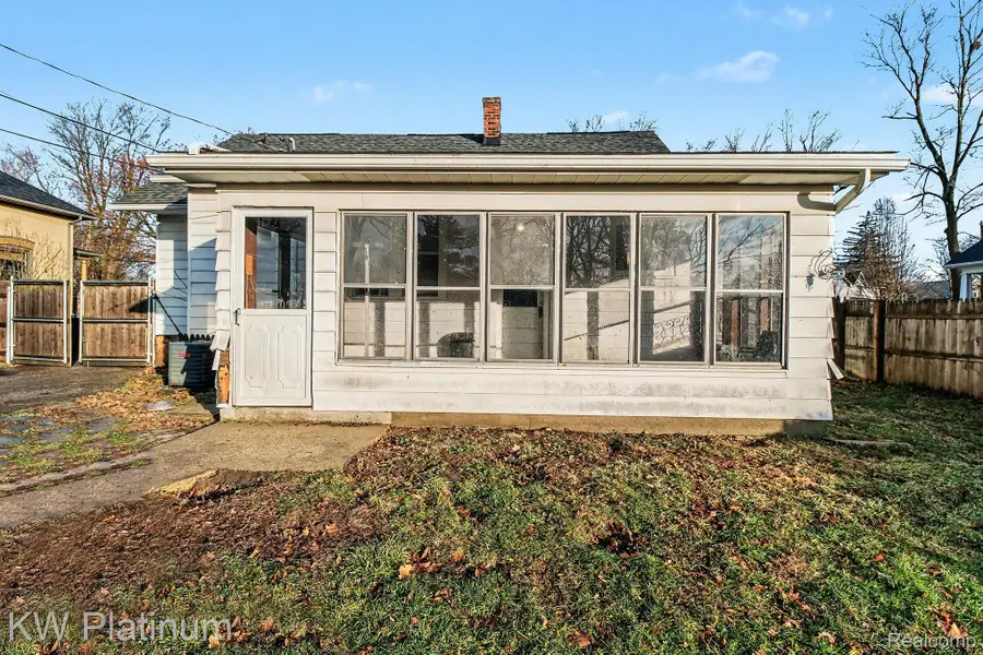 255 W 5th Street, Imlay City, MI 48444 - Image #3